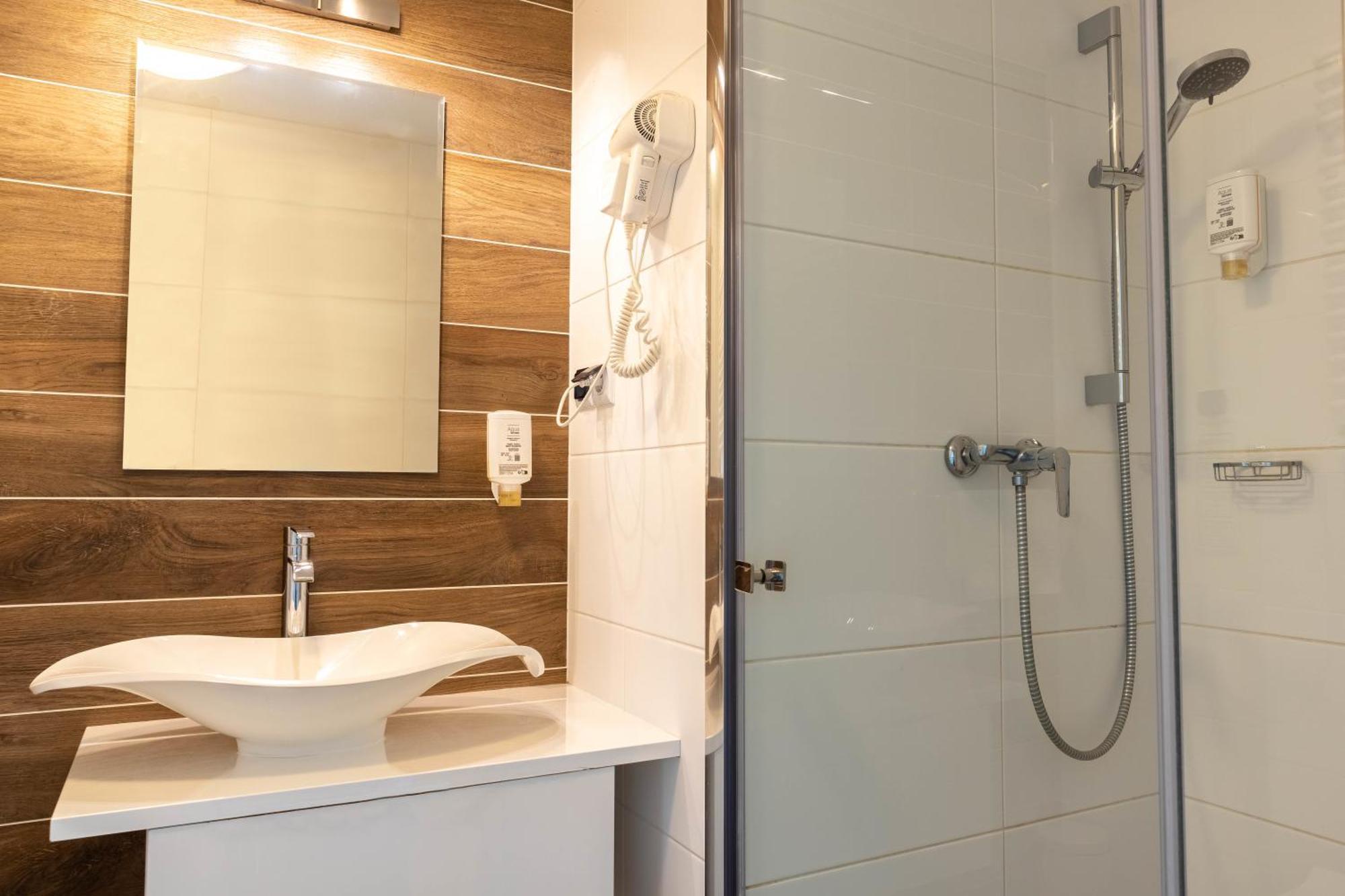 Hotel Nafta Krosno Dış mekan fotoğraf