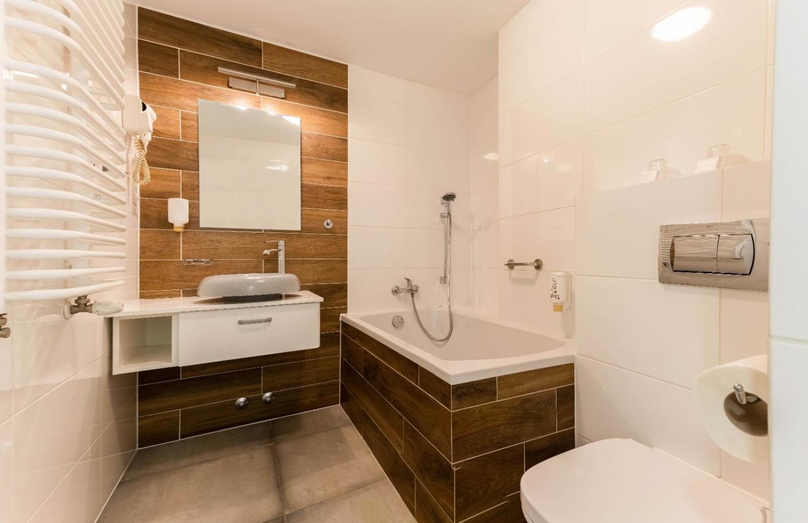 Hotel Nafta Krosno Dış mekan fotoğraf