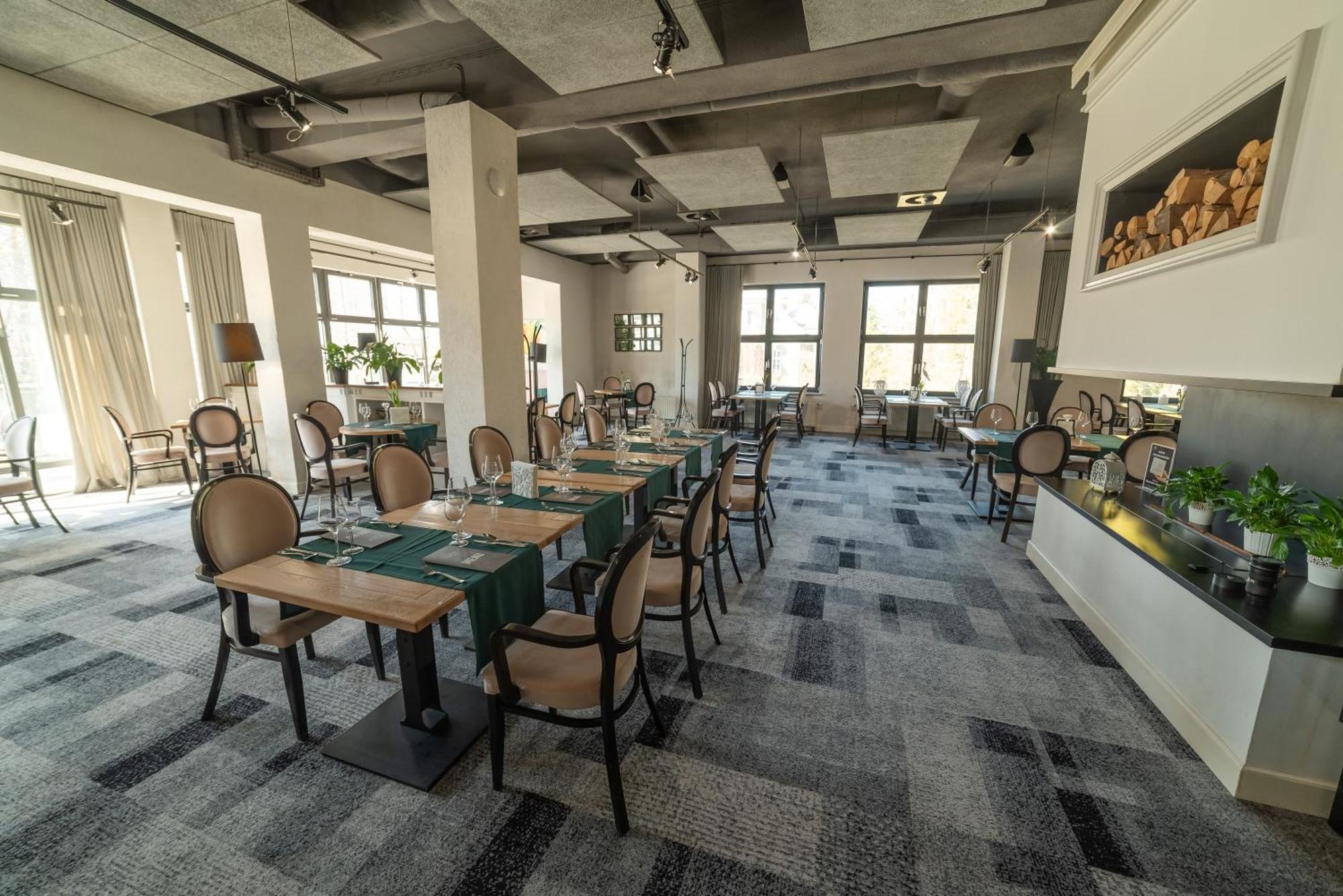 Hotel Nafta Krosno Dış mekan fotoğraf